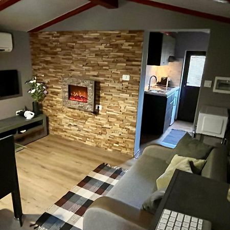 Apartment Eos ストゥルニャン エクステリア 写真
